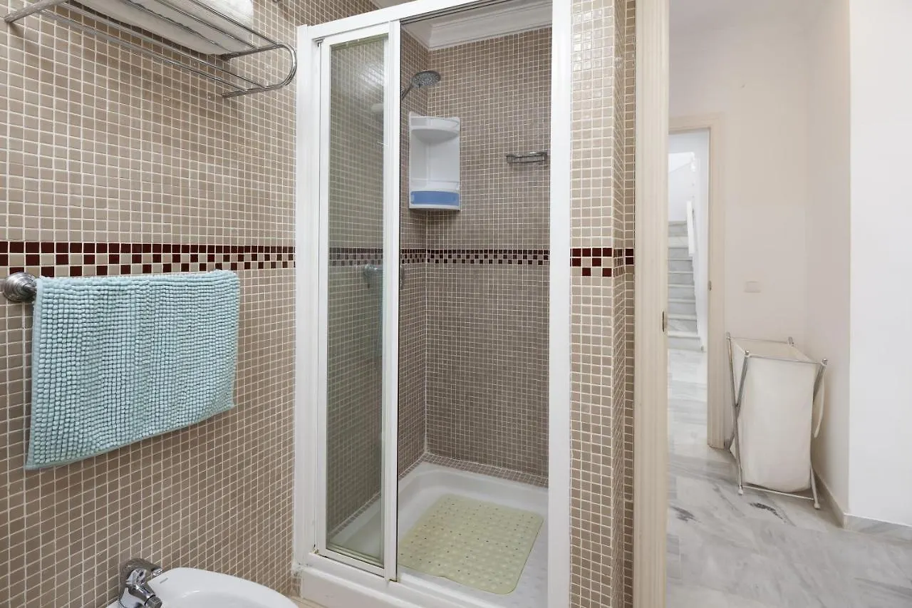 Villa Miramar Burriana Beach 6 Pax Nerja